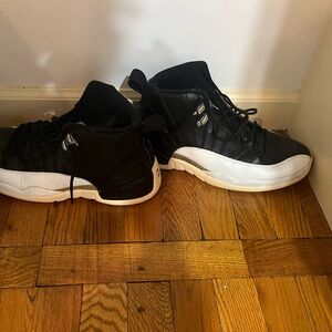 Jordan playoff 12s 2021 size 12 Beaters